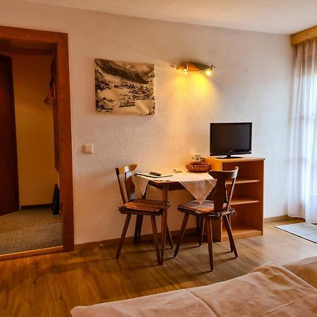 Haus Daheim Bed & Breakfast Berwang Exterior photo